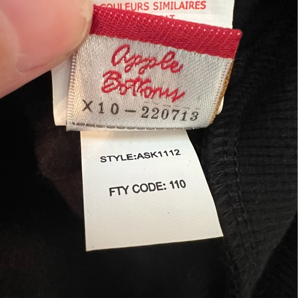 Apple Bottoms Women’s Black Jacket with Geometric Design Size Medium - Picture 11 of 11